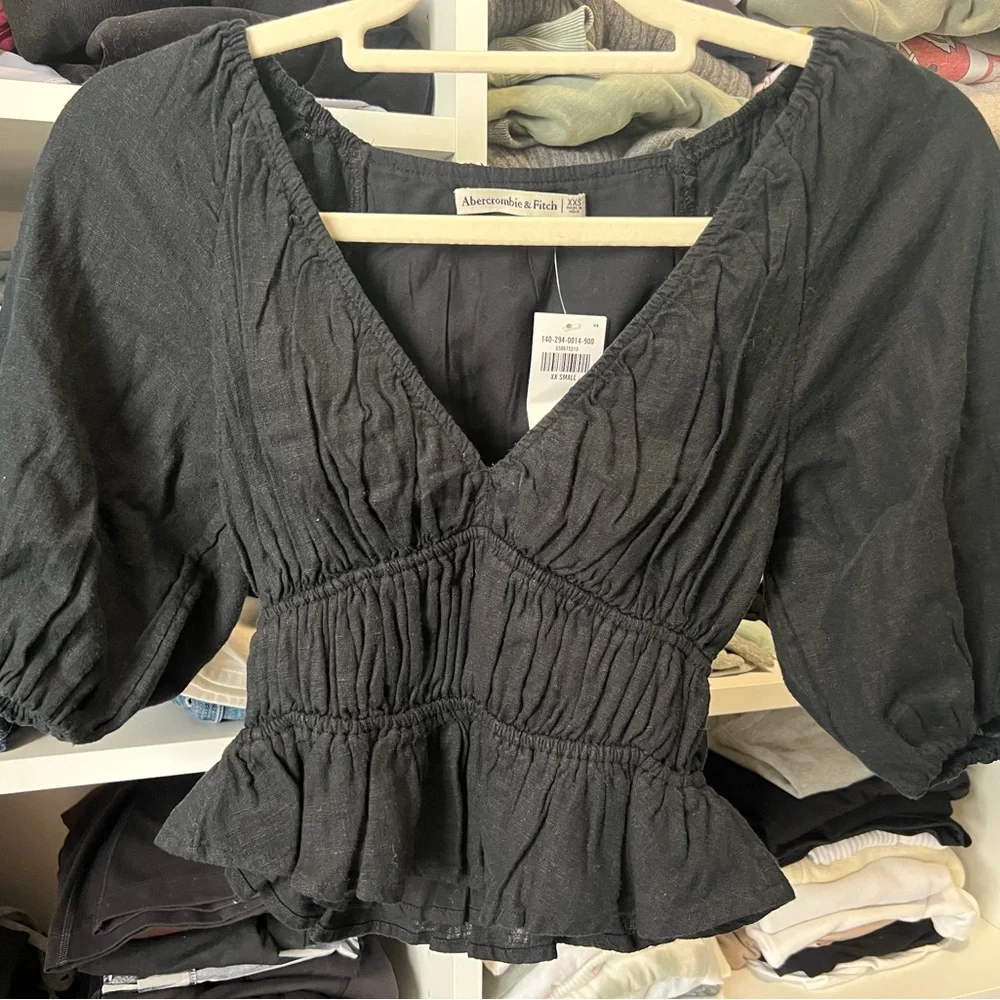 Abercrombie & Fitch Short-Sleeve Linen-Blend Babydoll Top - Picture 2 of 5